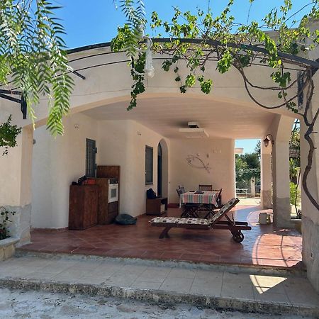Sol Invictus Est Villa Serranova Exterior photo